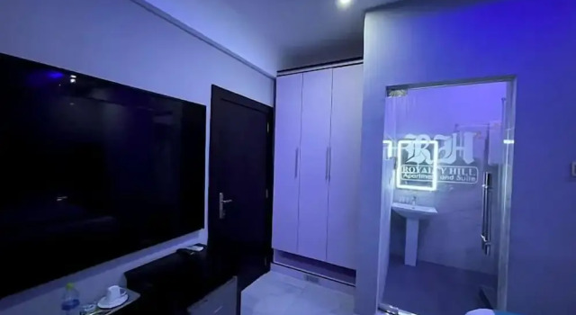 Апартаменты Economy Royality Hill Apartment and Suites