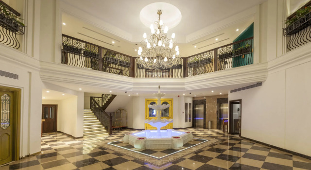 Fragrant Nature Kochi - A Five star Classified Hotel, Забронировать Отель Коччи штат Керала