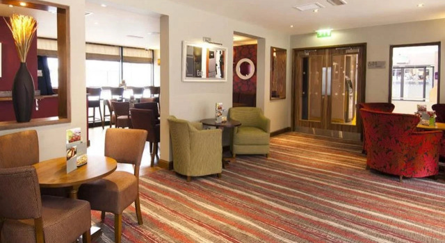 Premier Inn Leeds City Centre, Забронировать Отель Отели Англии 3 звезды, 3*
