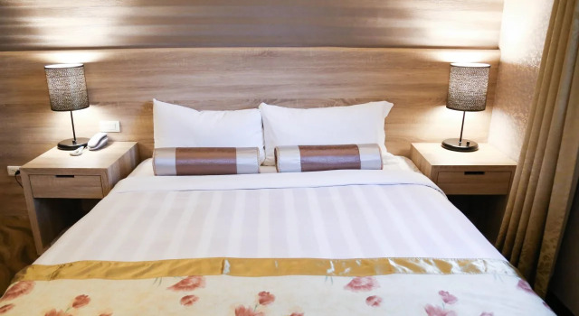 Unique Hotel, Забронировать Отель Отели Хуалянь с завтраком, рядом с Meilun Mountain Park, Завтраки