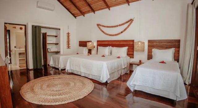 Madeiro Beach Hotel And Resort