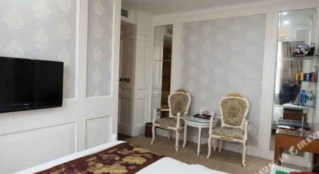 Mingcheng Jiayuan Hotel, Buchen Sie Hotel Dazhou Sichuan