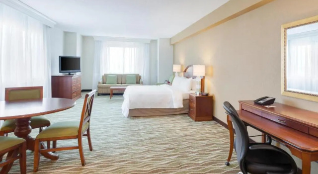 Полулюкс c 1 комнатой Spartanburg Marriott