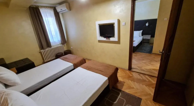 Четырёхместный номер Standard Hotel Fontana