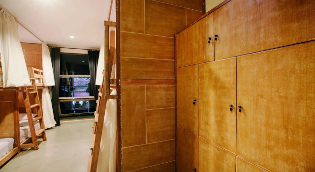 Lokal Bali Hostel