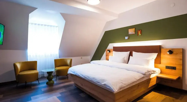 Hotel Sandkorn, Забронировать Отель Отели Нюрнберга 3 звезды, рядом с Городской музей Фембохаус, 3*