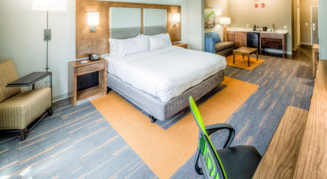 Номер Standard Holiday Inn Express & Suites Cleveland/Westlake by IHG