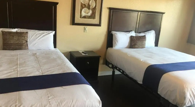 Четырёхместный номер Standard Budget Lodge San Bernadino