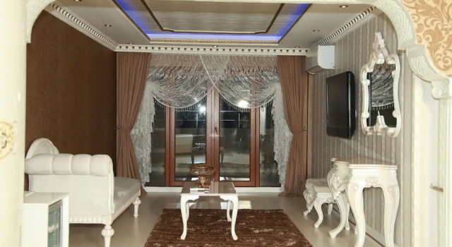 Трёхместный номер Standard Royal Anka Hotel