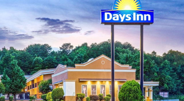 Quality Inn Gastonia East, Забронировать Отель Гастония Северная Каролина