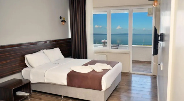 Двухместный номер Standard с видом на море Le Resort Hotel