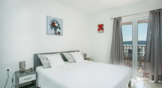 Kaja - right next to the beach, Забронировать Апартаменты/квартира Отели Сегет Доний с парковкой, Парковка