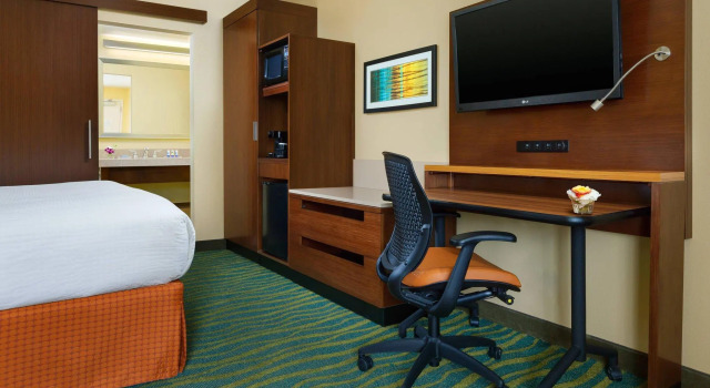 Четырёхместный номер Standard Fairfield by Marriott Inn & Suites Key West at The Keys Collection