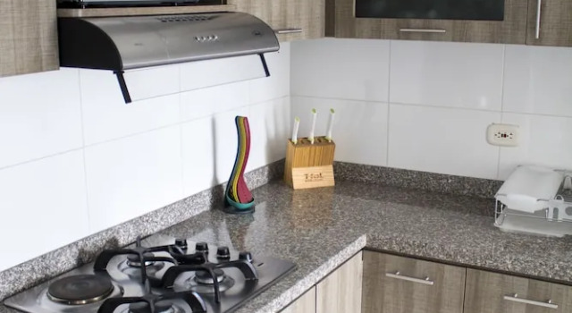 Апартаменты с 3 комнатами с балконом Apartamento Granate
