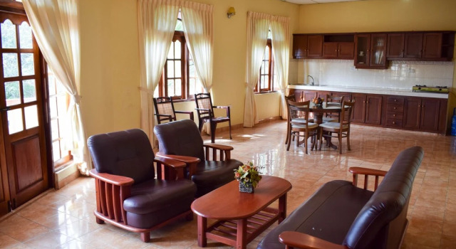 Hotel Red Rose, Забронировать Отель Отели Западной провинции 3 звезды, 3*
