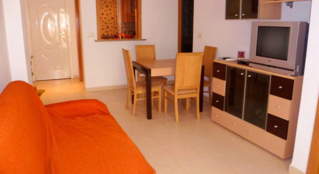 Apartment with 2 Bedrooms in Orpesa, with Shared Pool, Furnished Terrace And Wifi - 200 M From the Beach, Забронировать Апартаменты/квартира Отели Azahar Coast с парковкой, Парковка