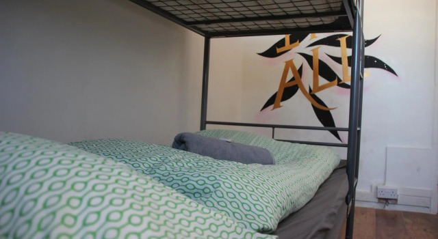 Кровать в общем номере Onefam Notting Hill