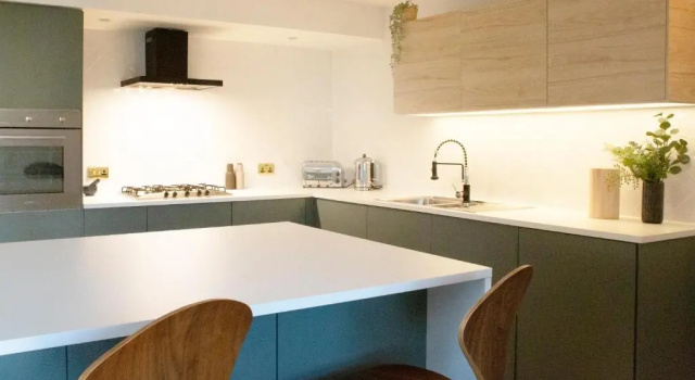 Апартаменты Stylish 2 bedroom apartment with home office, near SEC & Hydro