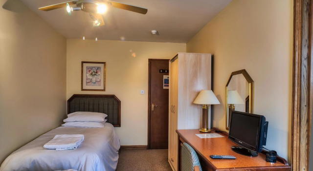 Easton Guest House, Забронировать Гостевой дом Гостевые дома Бобург, Гостевой дом
