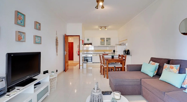 Armacao de Pera with Pool by Homing, Varaa Hotelli Porches Albufeira