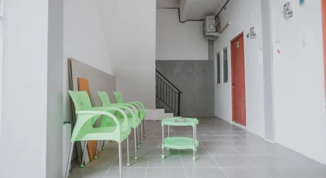 RedDoorz near Gatot Subroto Lampung 2, Rezerwuj Hotel Bandar Lampung Sumatra