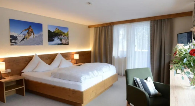 Люкс "Quality Hosts Arlberg Hotel Garni Mössmer"