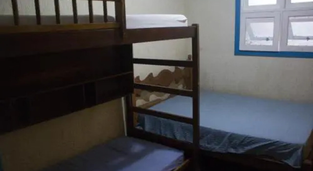 Quartos e súites na Pitangueiras, Забронировать Отель Питангейрас муниципалитет Гуаружа, рядом с Guaruja Bus Station