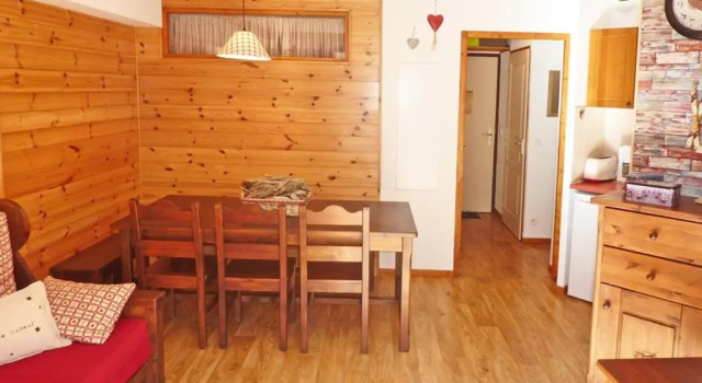 Appartement Les Orres, 2 pièces, 8 personnes - FR-1-322-202