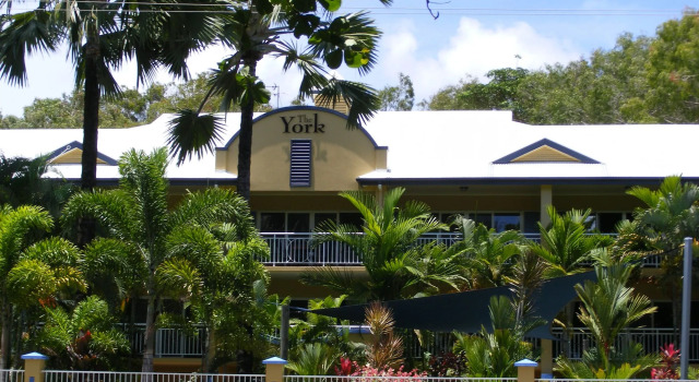 The York Beachfront Holiday Apartments, Prenota Appartamento Hotel a Queensland con parcheggio, Parcheggio