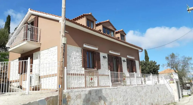 Lazareto Villa, Rezervasyon Villa Anogi Yunanistan