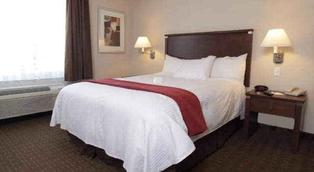 Номер Economy Best Western Plus Guildwood Inn