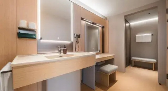 Люкс Ji Hotel (Chengdu Gaoxin West District Baicao Road Branch)