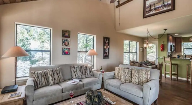 2 Spirit Lodge - Two Bedroom Cabin with Hot Tub, Varaa Hotelli Ruidoso New Mexico