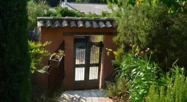 Les Studios et les Chambres d'hôtes La Sauvasse, 预订 酒店 Vagnas Ardèche