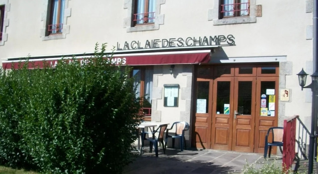 Auberge La Claie des Champs, Prenota Ostello Hotel a Alvernia con parcheggio, Parcheggio