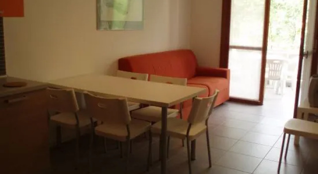 Апартаменты Lovely Flat 100m From the Beach Ideal for 6 Guests