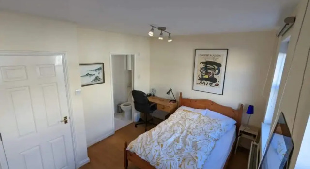 Cheerful 4 Bedroom Home in the Heart of London
