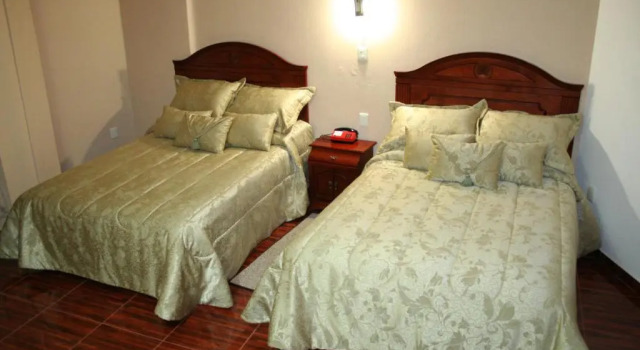 Двухместный номер Standard с балконом Leo Hotel