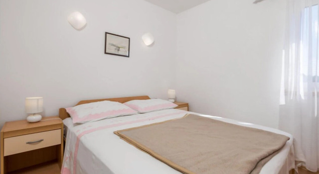 Awesome Apartment in Stara Novalja With 2 Bedrooms and Wifi