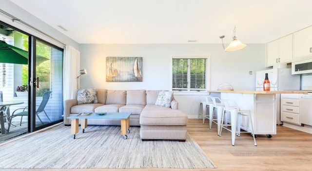 Номер Standard The Shores Lakeside Condo Unit 5607