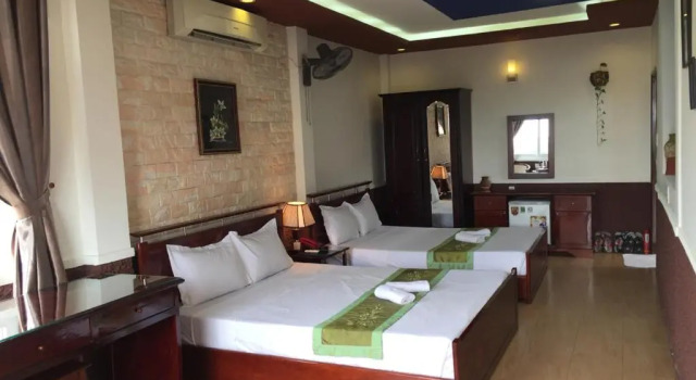 Семейный номер Standard с балконом Sunny B Hotel