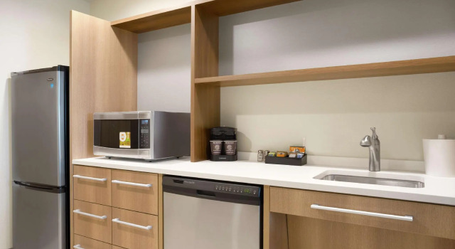 Четырёхместная студия Home2 Suites By Hilton Warminster Horsham