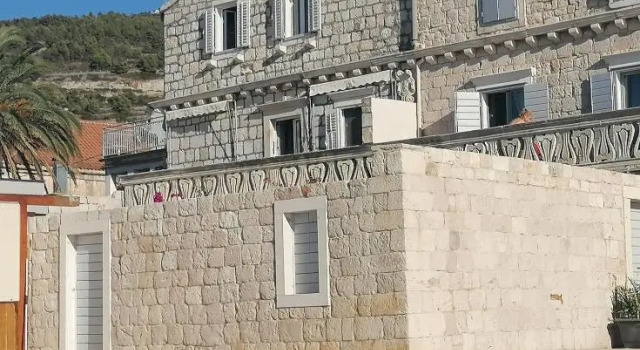 Studio apartman u renesansnoj vili, Prenota Appartamento Vis 