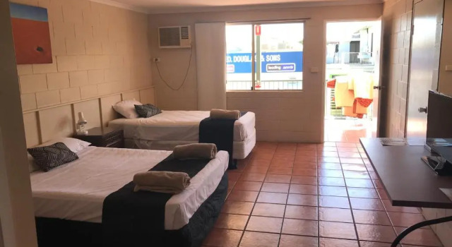 Central Motel