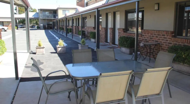Двухместный люкс The Saltbush Motor Inn