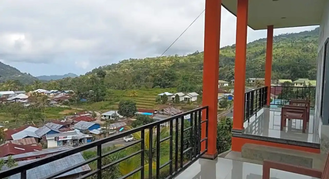 Mahakali, Reservar Hotel Moni Indonésia