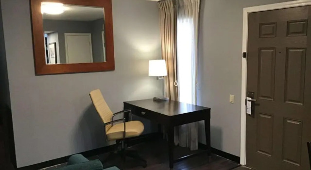 Люкс SureStay Studio by Best Western Pensacola