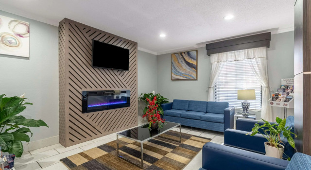 Quality Inn Cleveland North, Boek Hotel Hotels in Georgia met parkeren, Parkeren
