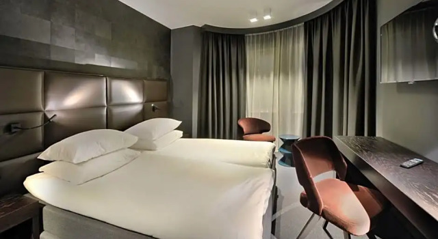 Номер Comfort Amsterdam Forest Hotel