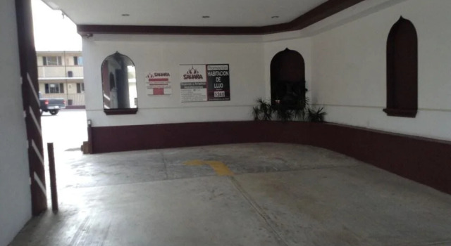 Hotel Sahara